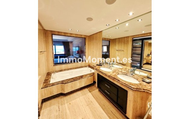 Resale - Apartment - Marbella - Los Monteros