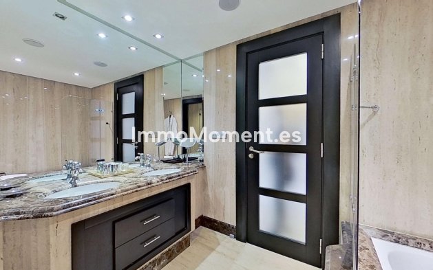Resale - Apartment - Marbella - Los Monteros
