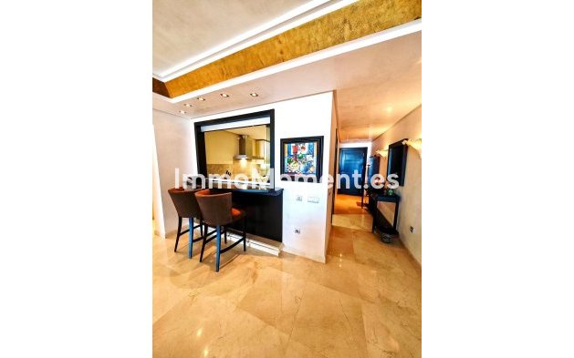 Resale - Apartment - Marbella - Los Monteros