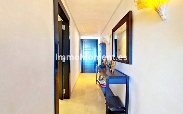 Resale - Apartment - Marbella - Los Monteros