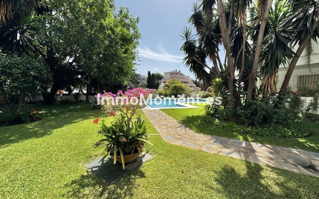 Revente - Appartement - Marbella - Nueva Andalucía