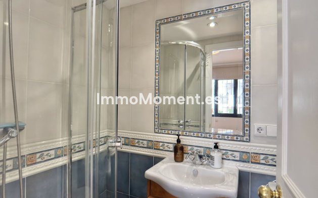Revente - Appartement - Marbella - Nueva Andalucía