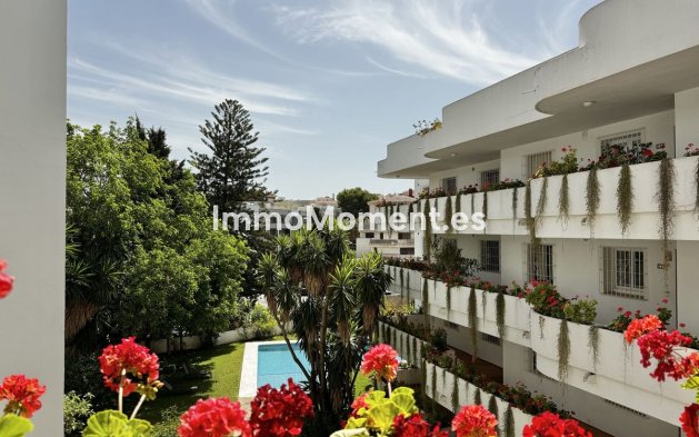 Revente - Appartement - Marbella - Nueva Andalucía