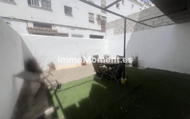 Resale - Detached villa - Estepona - Estepona Centro