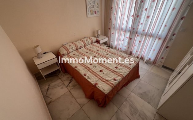 Resale - Detached villa - Estepona - Estepona Centro