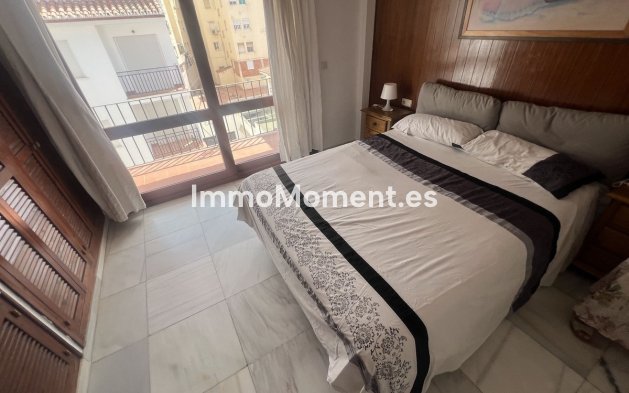 Resale - Detached villa - Estepona - Estepona Centro