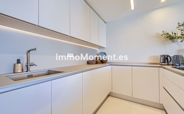 Wiederverkauf - Wohnung - Estepona  - Estepona Centro