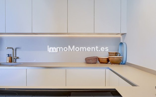 Wiederverkauf - Wohnung - Estepona  - Estepona Centro