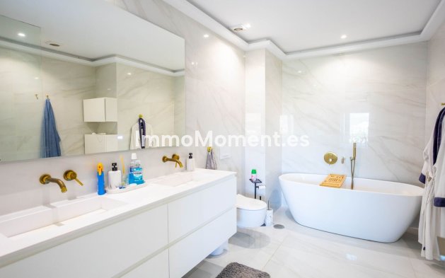 Revente - Appartement - Marbella - Nueva Andalucía