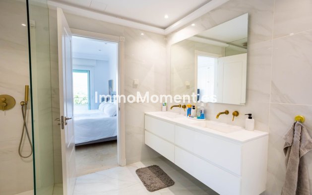 Revente - Appartement - Marbella - Nueva Andalucía