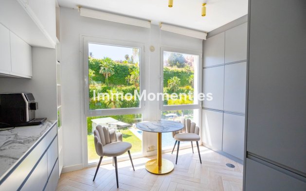 Revente - Appartement - Marbella - Nueva Andalucía