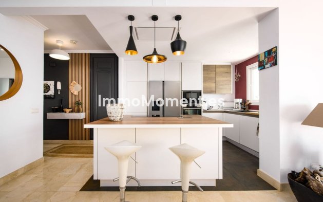 Resale - Apartment - Mijas - Calahonda