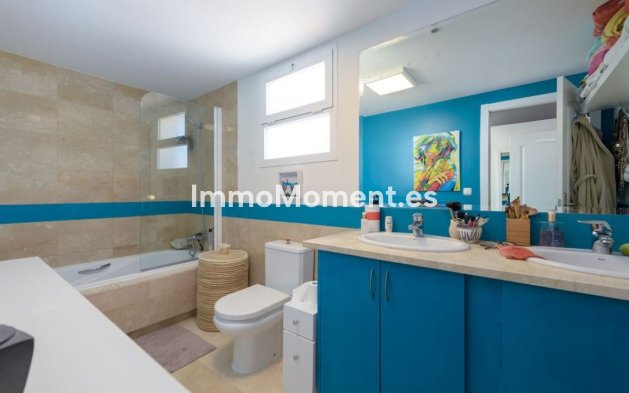 Resale - Apartment - Mijas - Calahonda