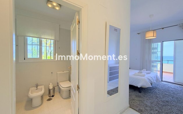Resale - Apartment - Manilva - La Duquesa