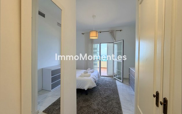 Resale - Apartment - Manilva - La Duquesa