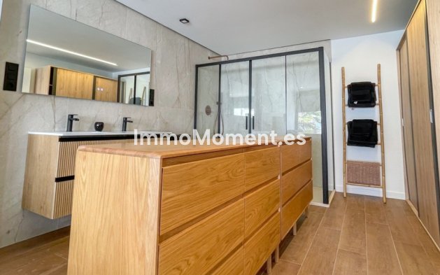 Revente - Maison mitoyenne - Torrevieja - Torrevieja Centro