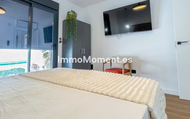Revente - Maison mitoyenne - Torrevieja - Torrevieja Centro