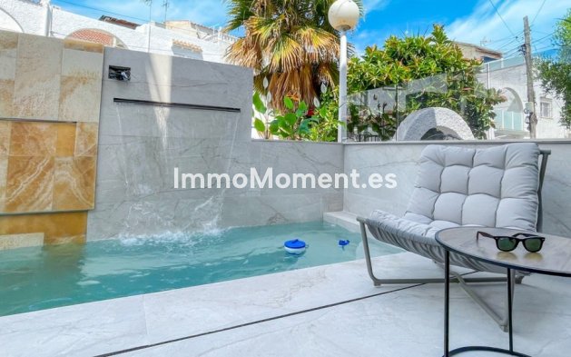 Revente - Maison mitoyenne - Torrevieja - Torrevieja Centro