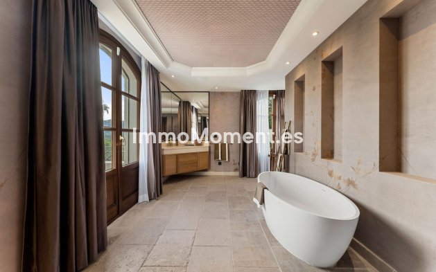 Resale - Detached villa - Benahavís - Benahavís Centro