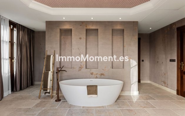 Resale - Detached villa - Benahavís - Benahavís Centro