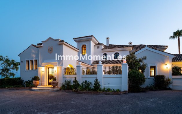 Resale - Detached villa - Benahavís - Benahavís Centro