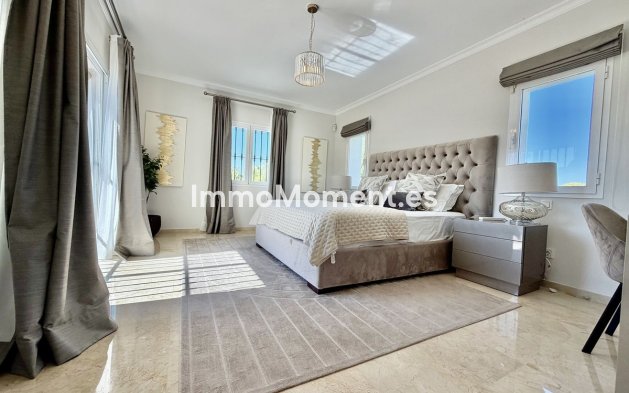 Bestaande woning - Vrijstaande villa - Marbella - El Rosario