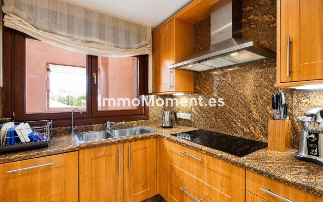 Reventa - Apartamento - Estepona  - Estepona Centro