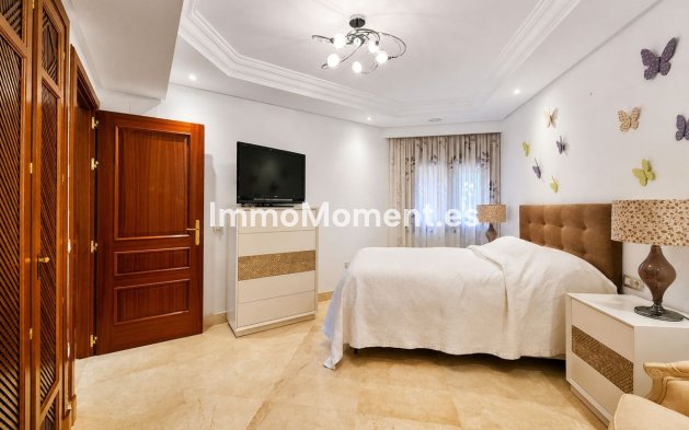 Reventa - Apartamento - Estepona  - Estepona Centro