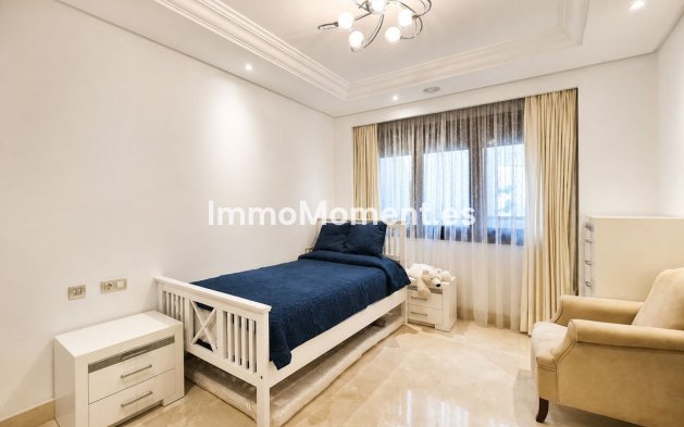 Reventa - Apartamento - Estepona  - Estepona Centro