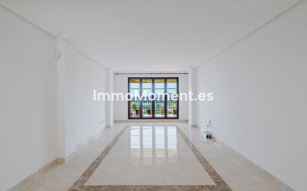 Reventa - Apartamento - Benahavís - Los Arqueros