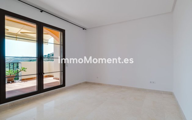 Reventa - Apartamento - Benahavís - Los Arqueros