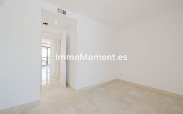 Reventa - Apartamento - Benahavís - Los Arqueros