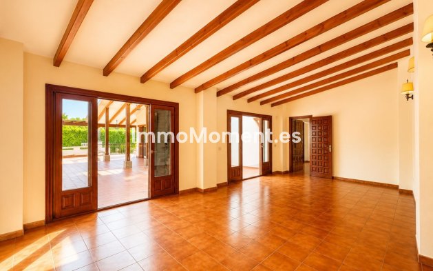 Resale - Detached villa - Marbella - Río Real