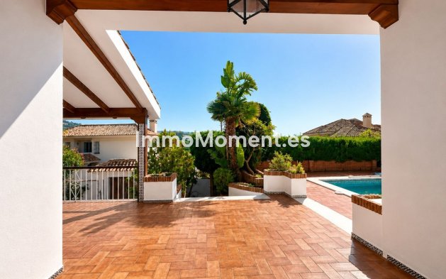 Resale - Detached villa - Marbella - Río Real