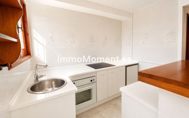 Resale - Detached villa - Marbella - Río Real
