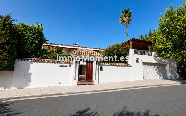 Resale - Detached villa - Marbella - Río Real