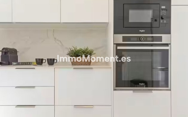 Wiederverkauf - Freistehende Villa - Marbella - Elviria