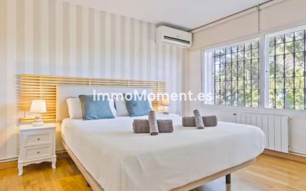 Wiederverkauf - Freistehende Villa - Marbella - Elviria