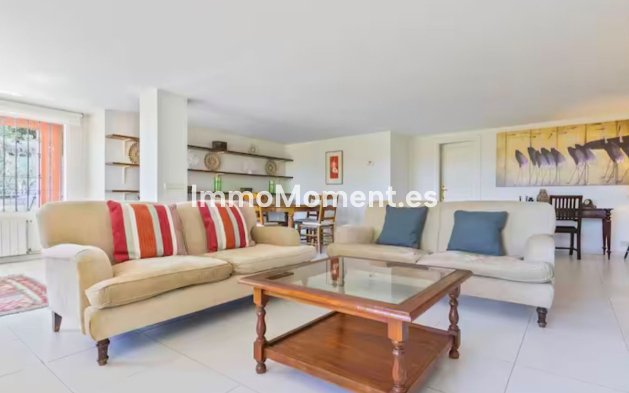 Wiederverkauf - Freistehende Villa - Marbella - Elviria