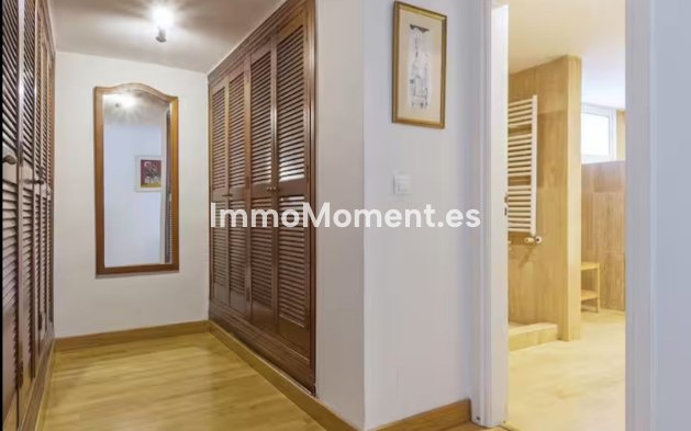 Wiederverkauf - Freistehende Villa - Marbella - Elviria