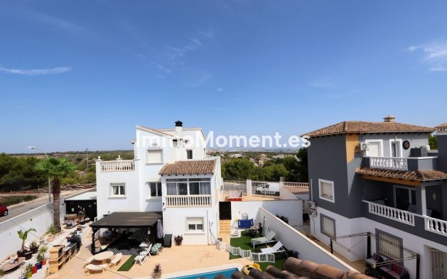 Wiederverkauf - Freistehende Villa - Orihuela - Villamartín