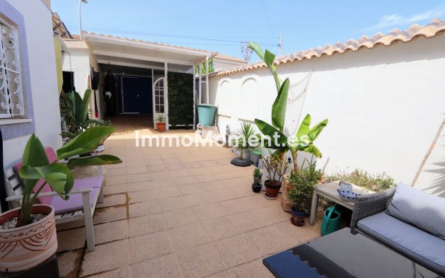 Wiederverkauf - Freistehende Villa - Orihuela - Villamartín