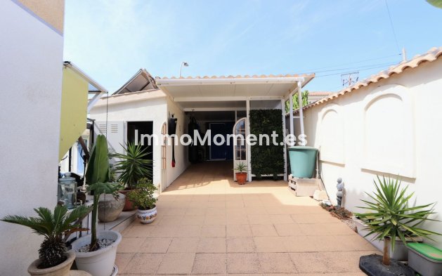 Wiederverkauf - Freistehende Villa - Orihuela - Villamartín