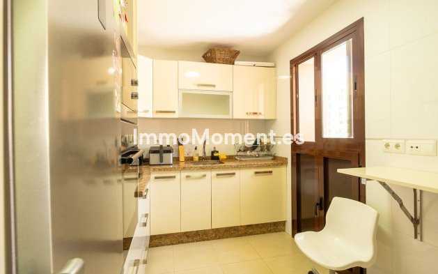Resale - Apartment - Benalmadena - Benalmadena Centro