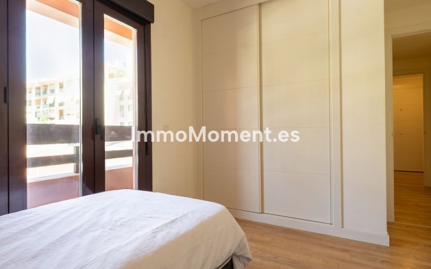 Resale - Apartment - Benalmadena - Benalmadena Centro