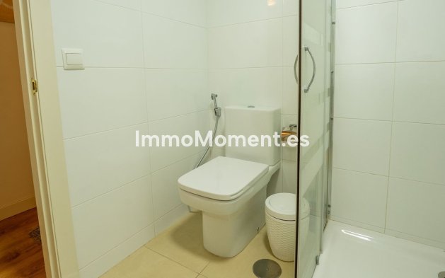 Resale - Apartment - Benalmadena - Benalmadena Centro