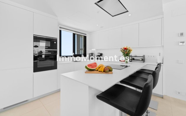 Resale - Apartment - Fuengirola - Fuengirola Centro