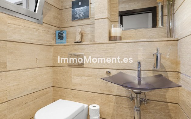 Resale - Detached villa - Marbella - Nueva Andalucía