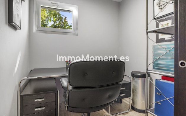 Resale - Detached villa - Marbella - Nueva Andalucía