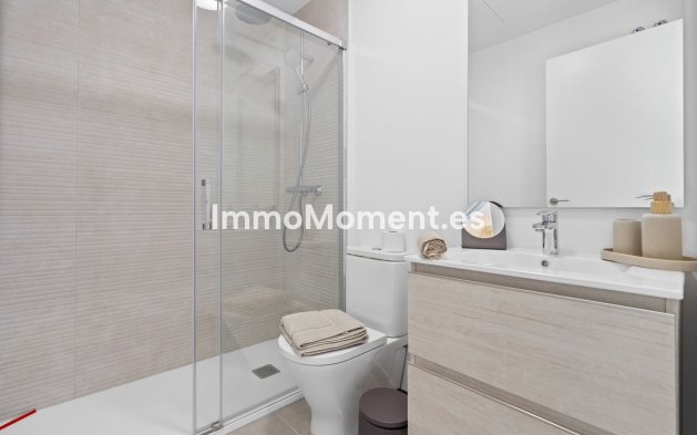 Reventa - Apartamento - Estepona  - Cancelada